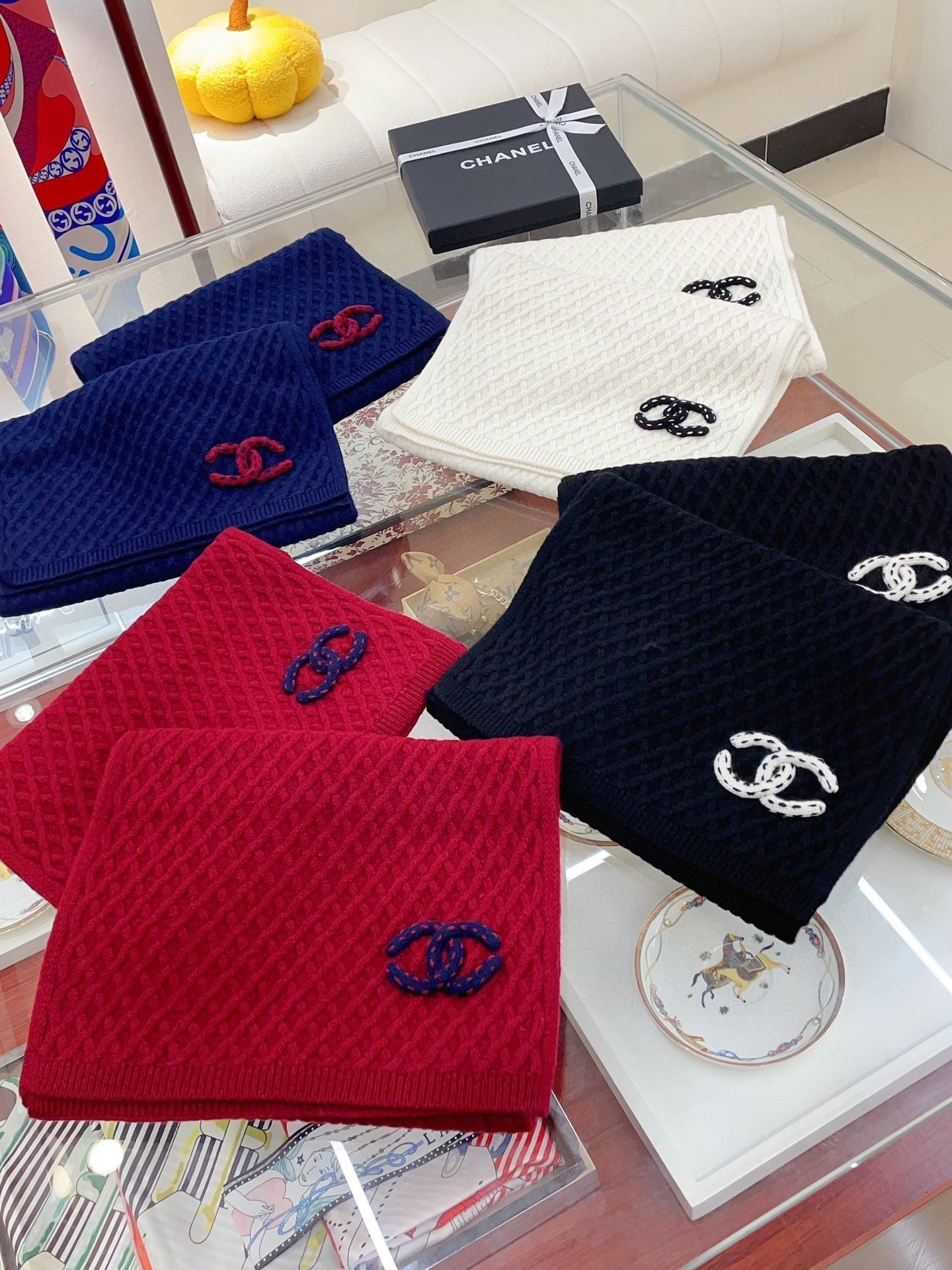 CC Scarf 170 CM In White Cashmere 421409