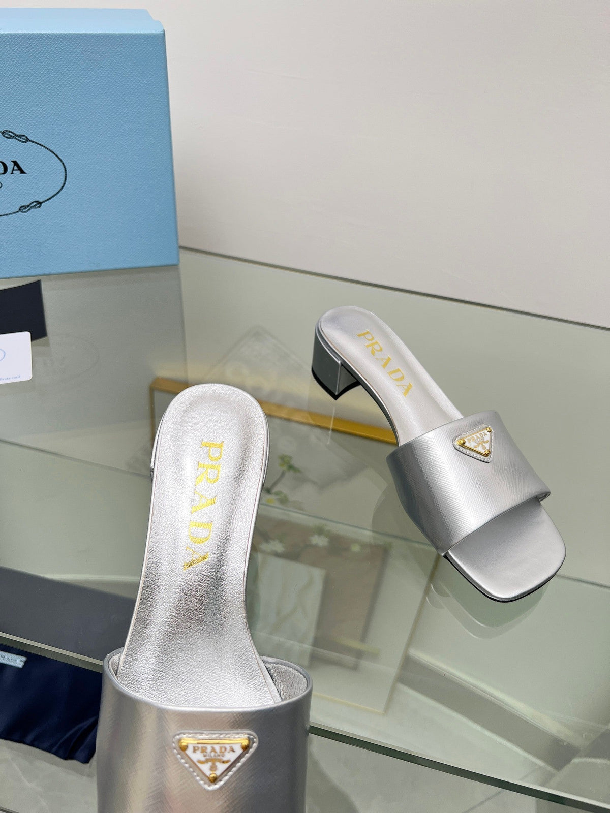 PRA EMBROIDERED SLIDES 40 SILVER CALFSKIN