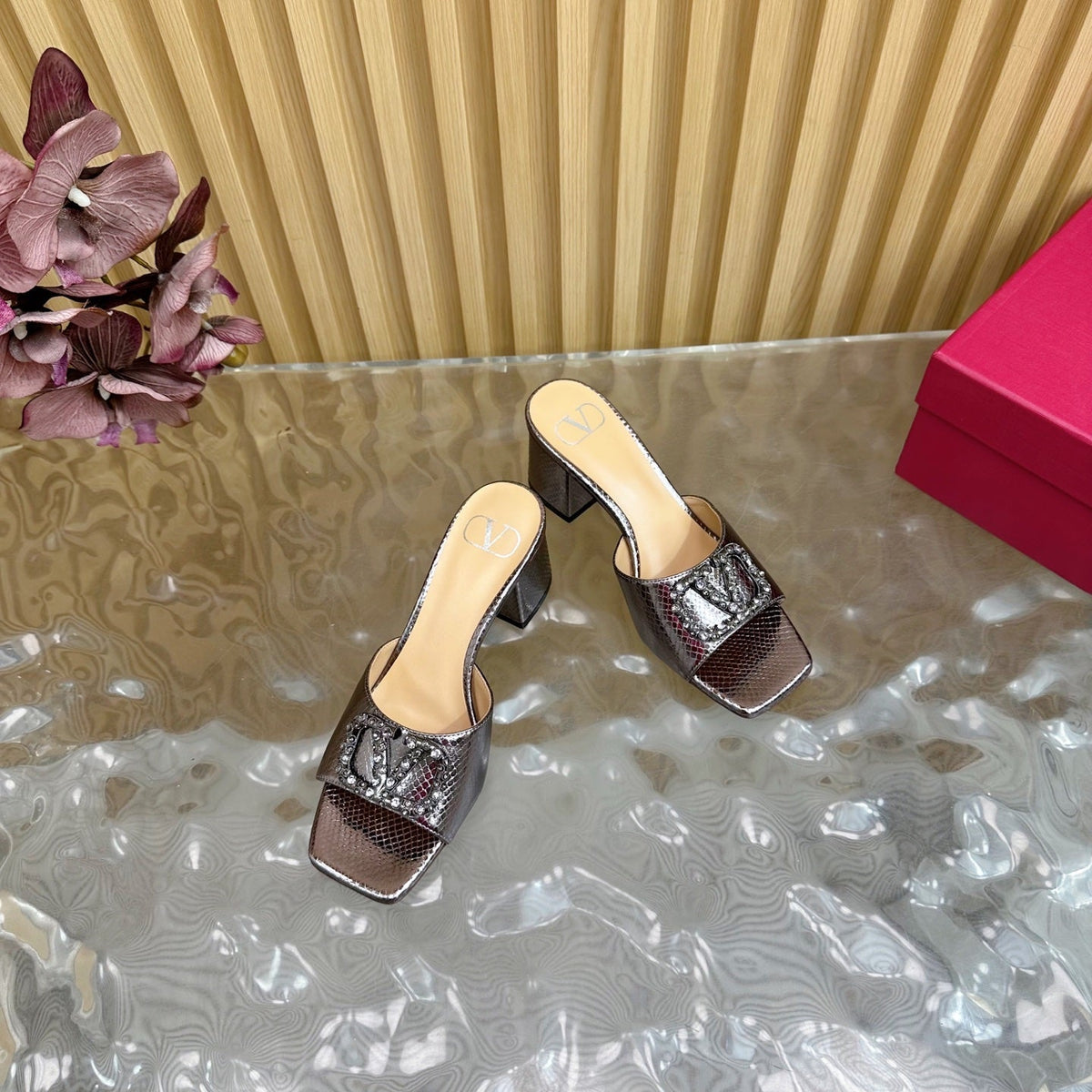 VT 25 Vlogo Mule Pink Gold Snakeskin Leather
