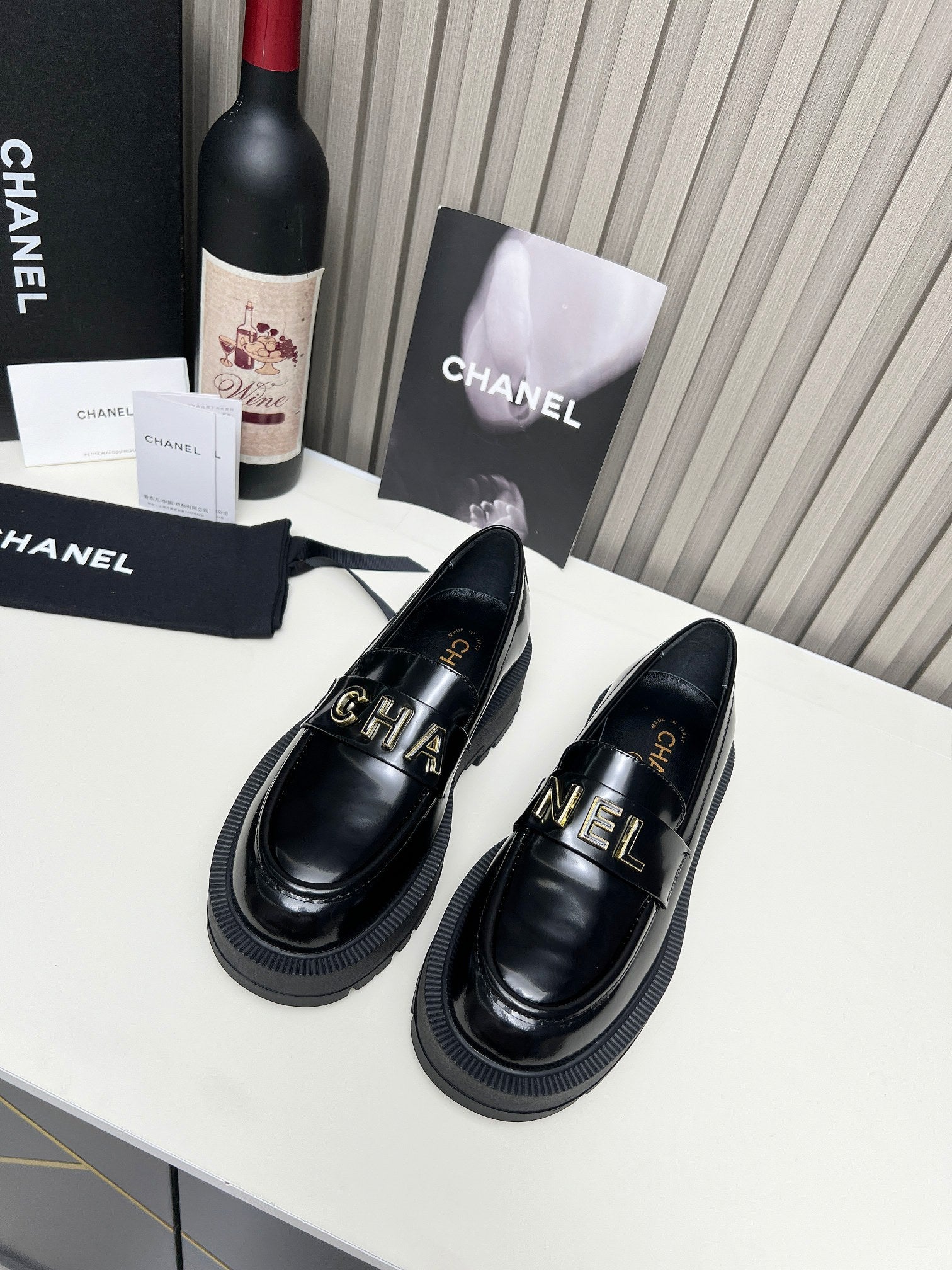 CC Moccasins Glossy Black Lambskin 944571