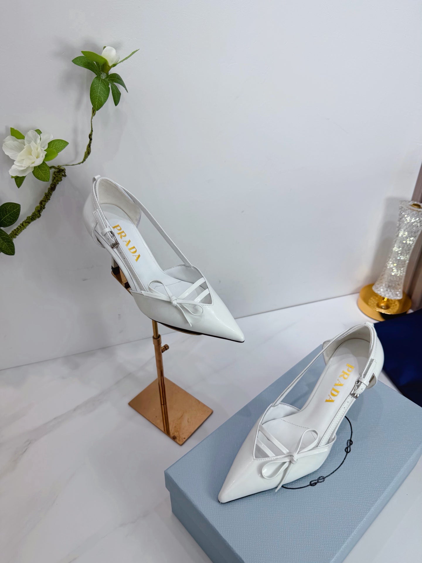 PRA 26SS Pumps 75 White Patent Leather 592346