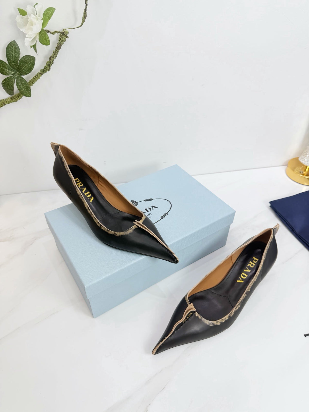 PRA 26SS Pump 55 Black Cowhide 592414