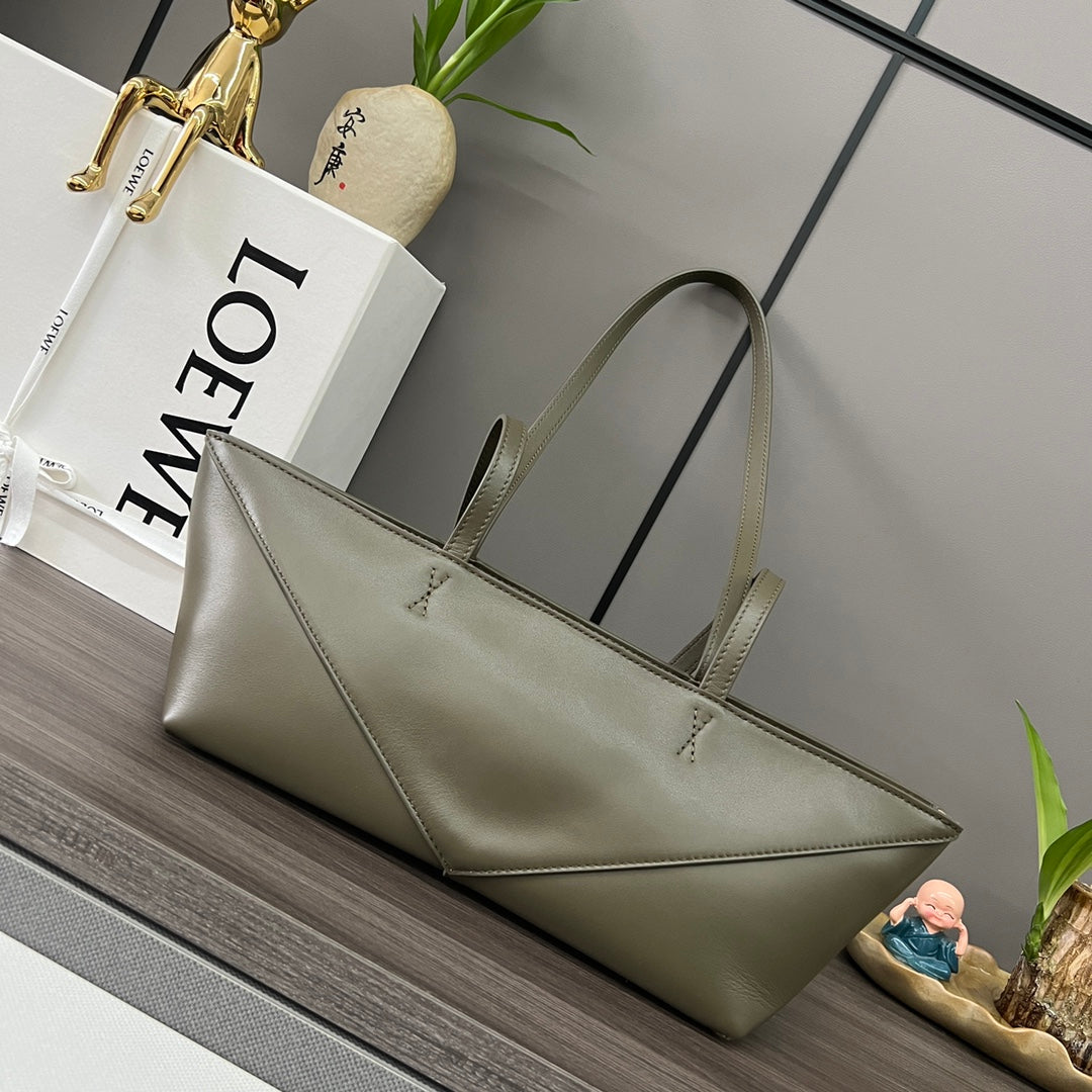Loewe Cropped Handbag 39 Olive Green Glossy Calfskin 280653