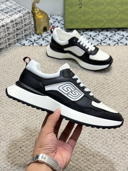 GG Men's Sneaker Black White Sheepskin 524704