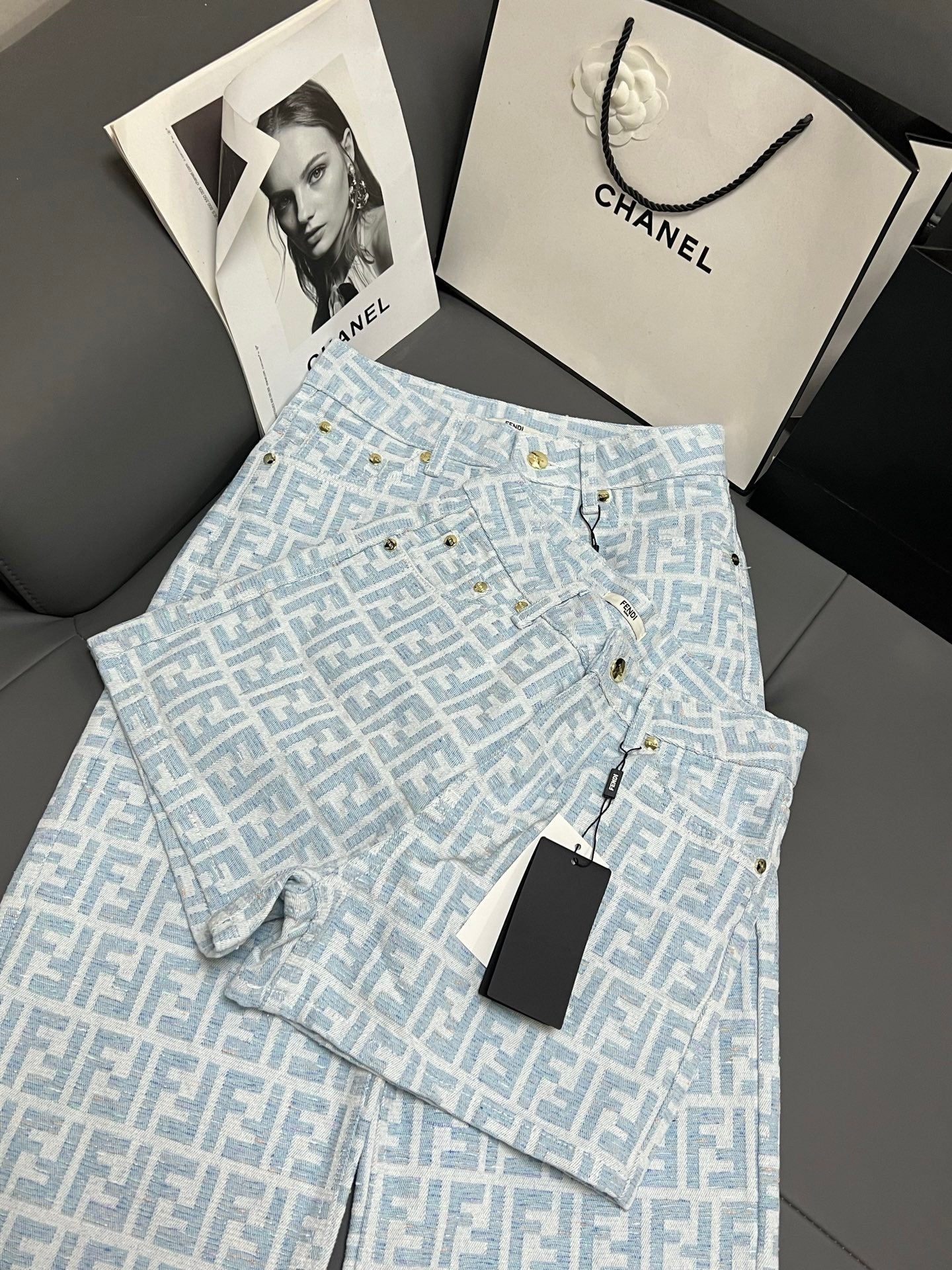 FF 25 Monogram Light Blue Jean