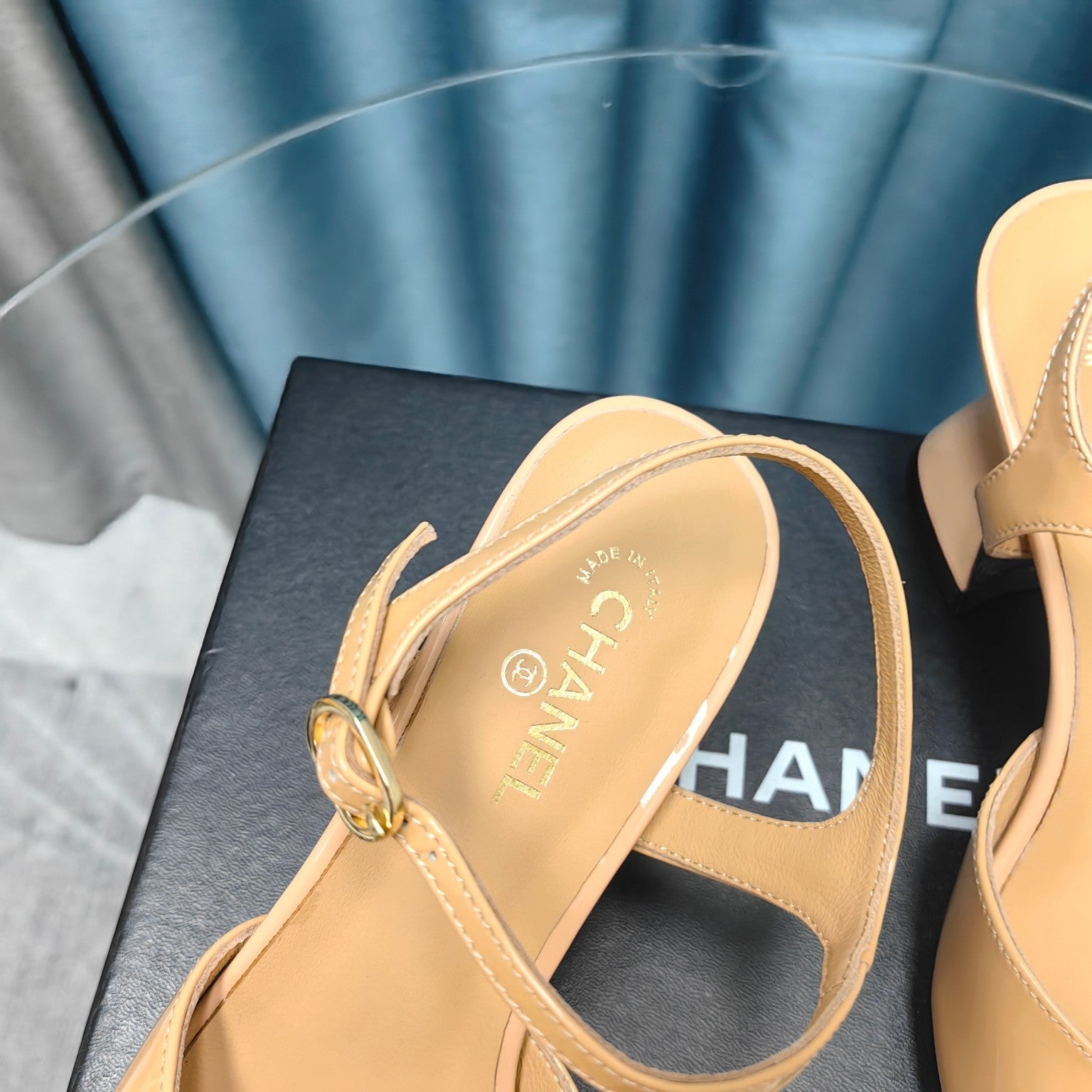 cc slingbacks sandal 85 beige patent calfskin