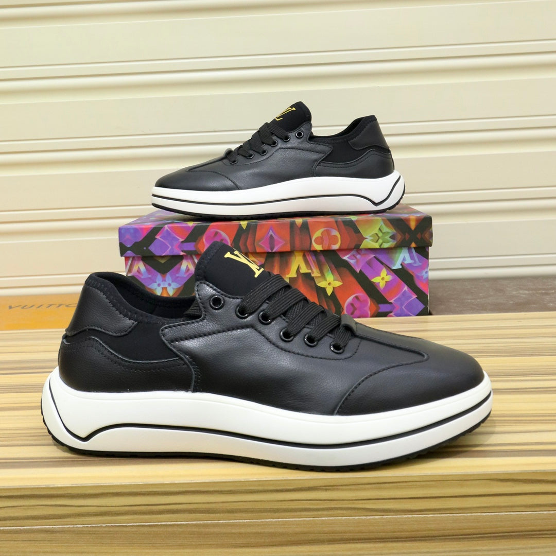 LV SNEAKER BLACK CALFSKIN