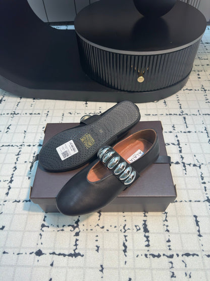 Alaila Ballet Flats In Black Cowhide 895229