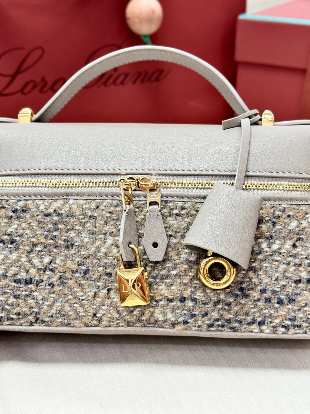 LP 2026 Extra Bag L23 Cream White mix Mild Brown Wool Leather