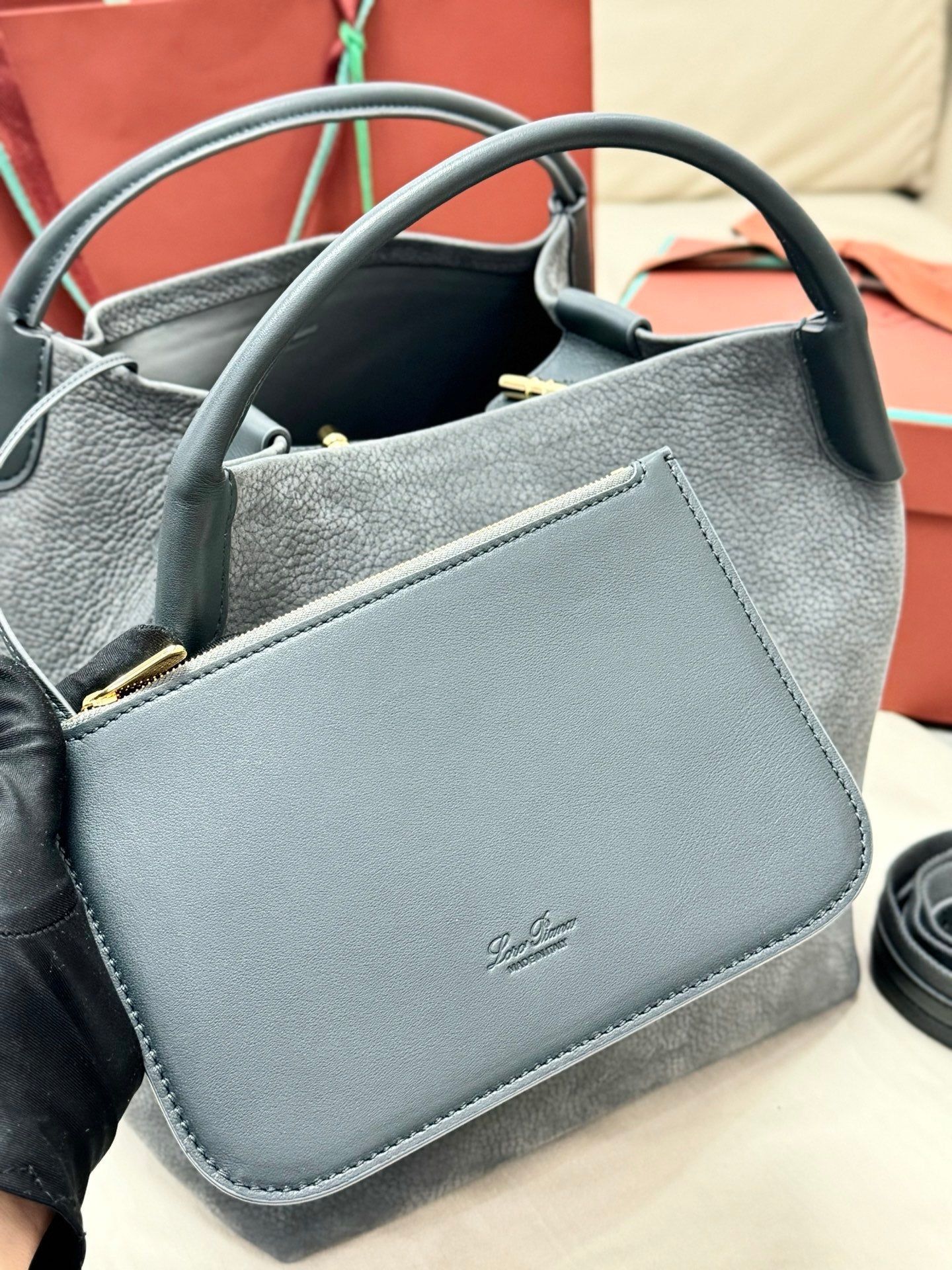LP 2026 Bale Bucket Bag 36cm Blue-green Cowhide
