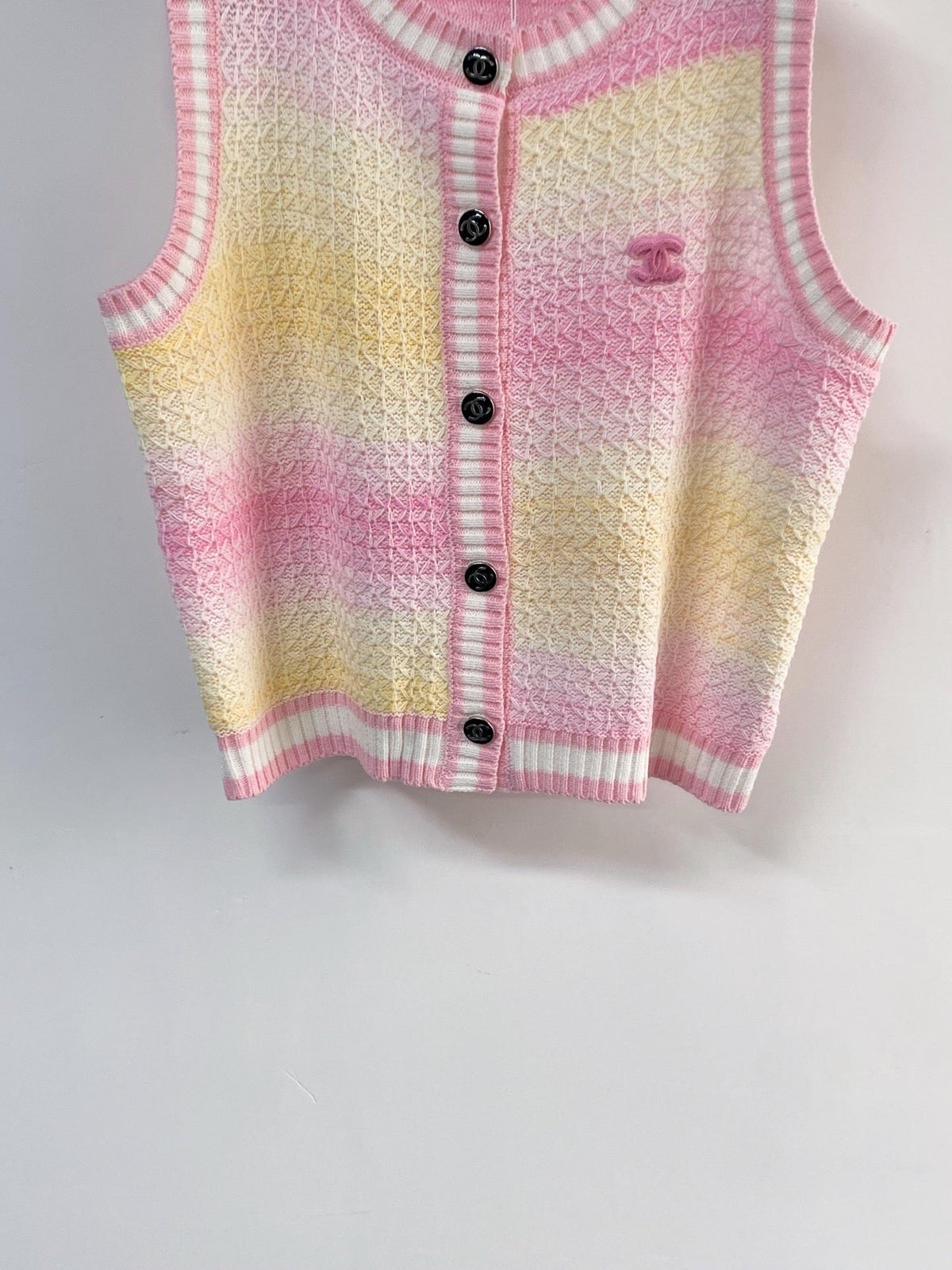 Chanel 2026 Vest Yellow Pink Tencel 215543