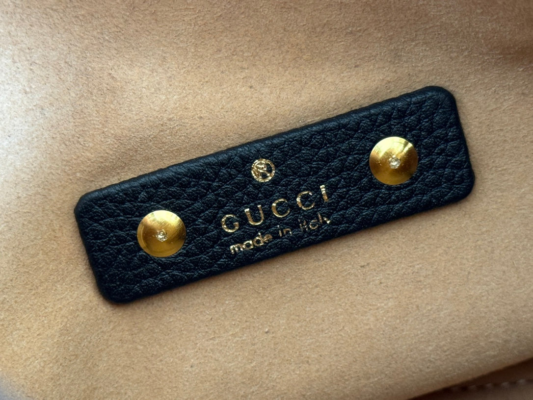 Gucci Solfbit  Bag Black Calfskin 244322