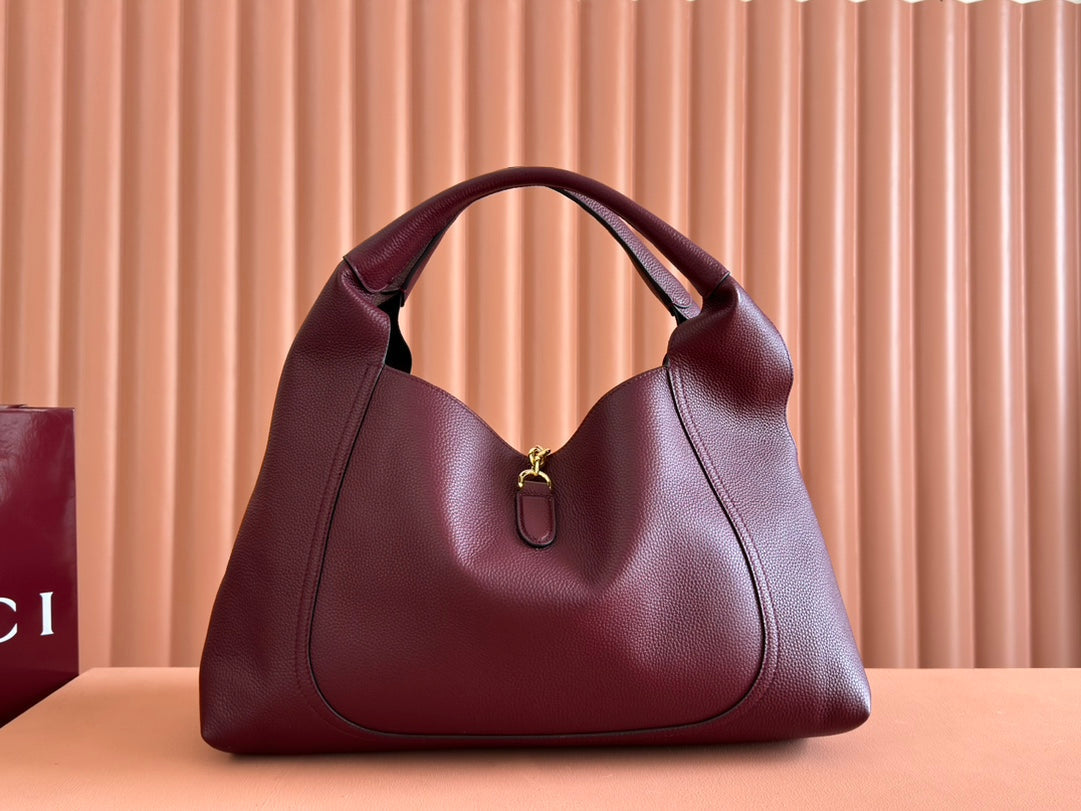 Gucci Softbit Shoulder Bag Rosso Ancora Red Calfskin 248331