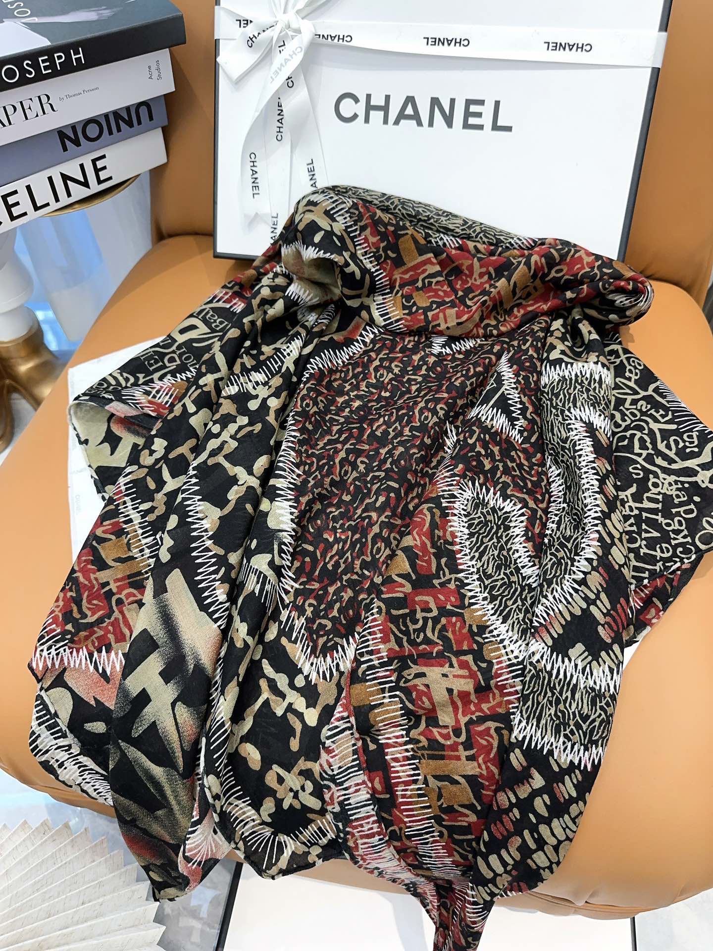 CC Square Scarf 140 CM In Colorful Silk 421294
