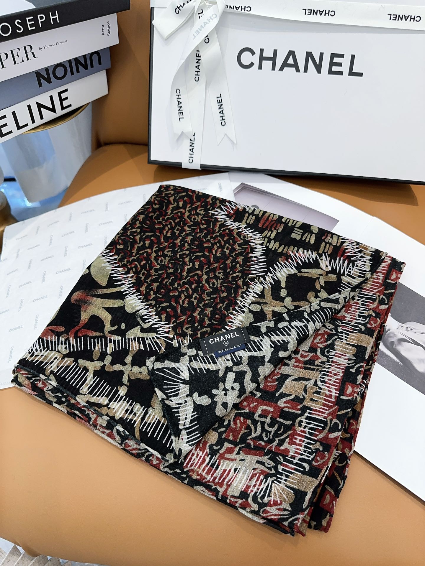 CC Square Scarf 140 CM In Colorful Silk 421294