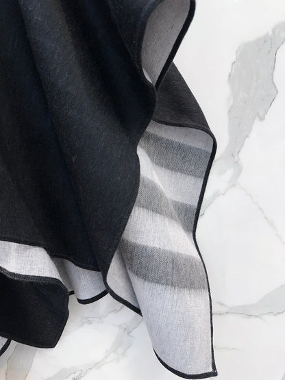 WOOL CAPE 140 CM BLACK AND LIGHT GRAY 394535