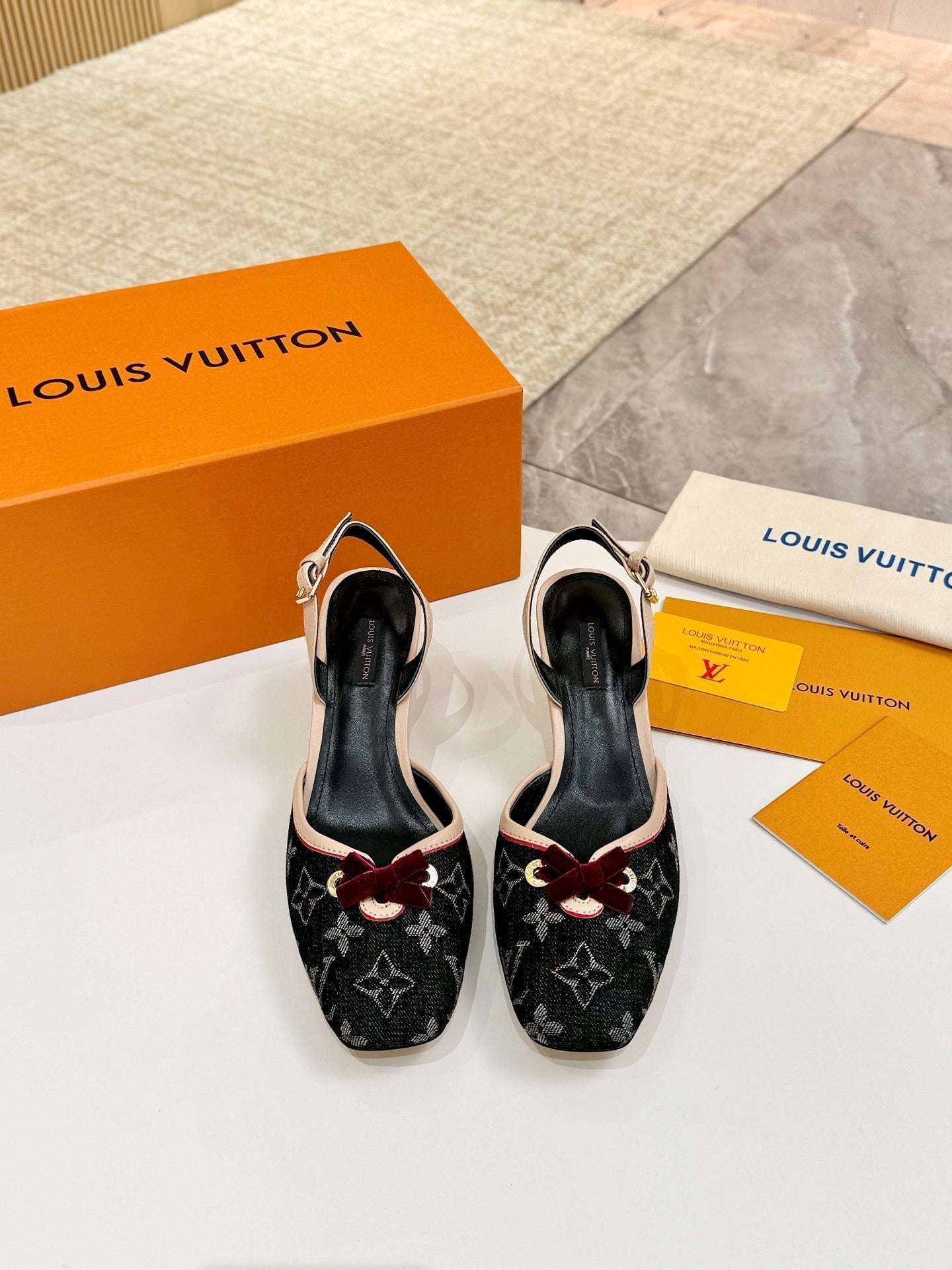 LV 26ss Slingback 60 Black Denim Cowhide 664895