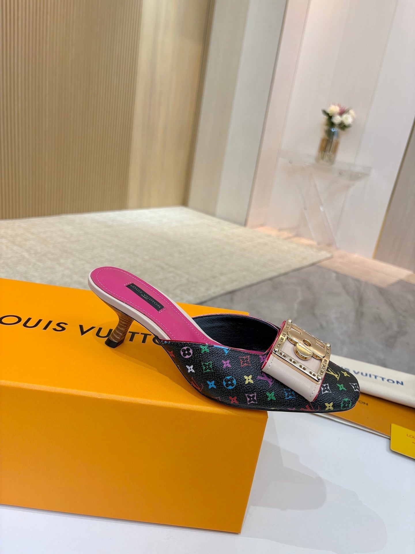LV 26ss High-Heeled Mules 60 Black Pink Multicolor Monogram Cowhide 664883