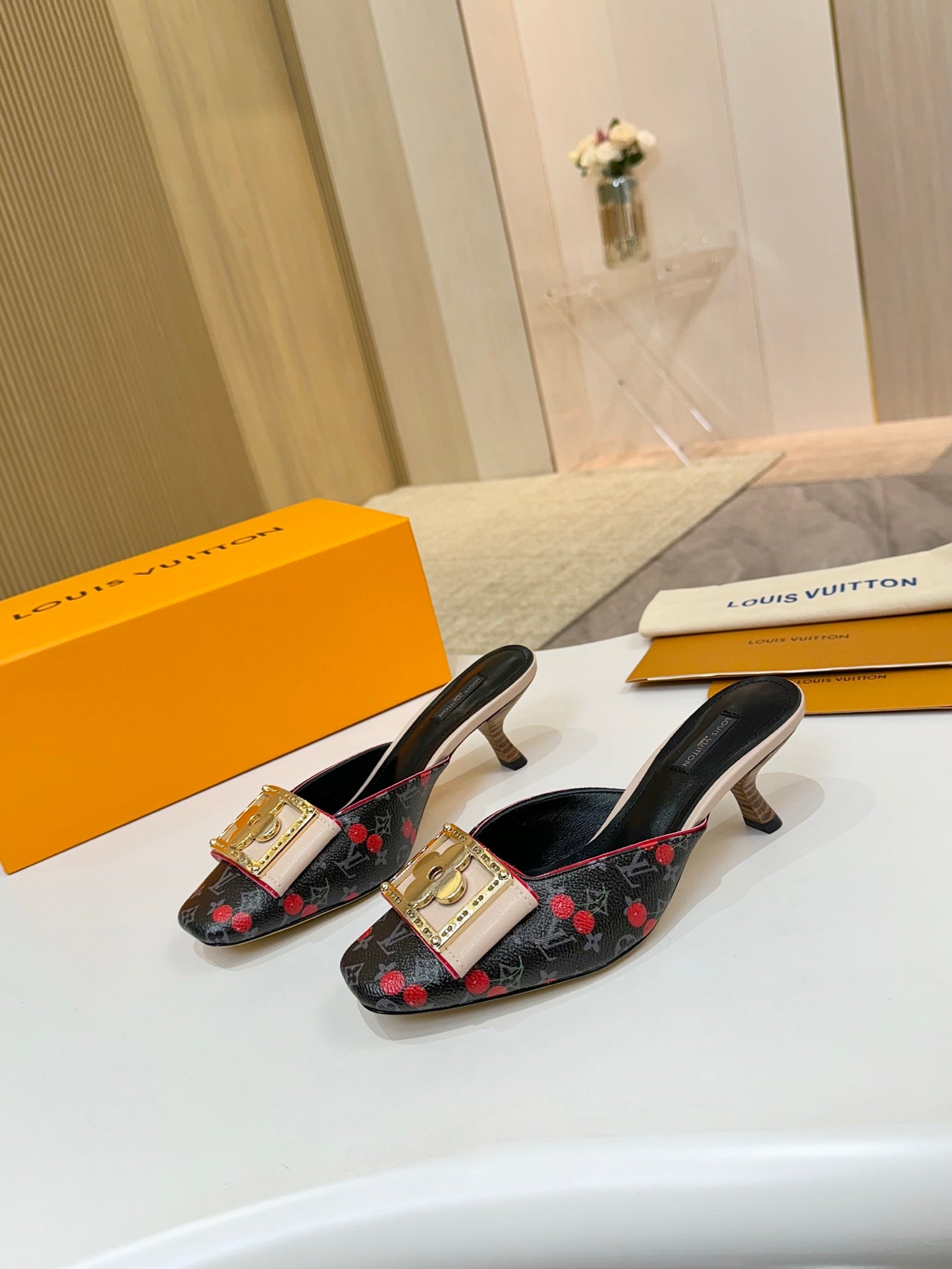 LV 26ss High-Heeled Mules 60 Black Cherry Monogram Cowhide 664890