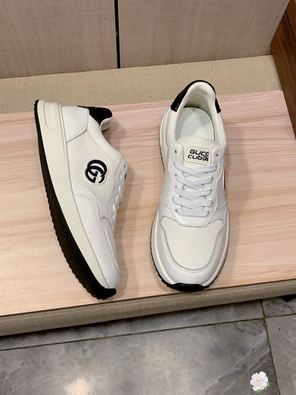 GG Men's Sneaker White Sheepskin 709681