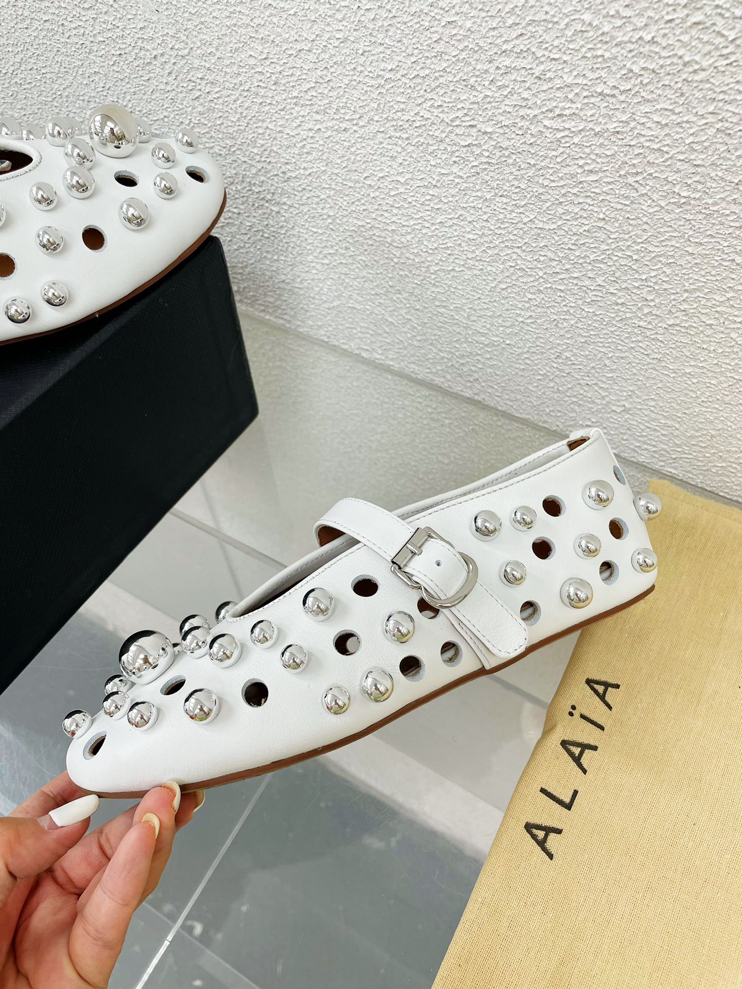 Alaila Ballet Flats In White Lambskin Beaded  897248