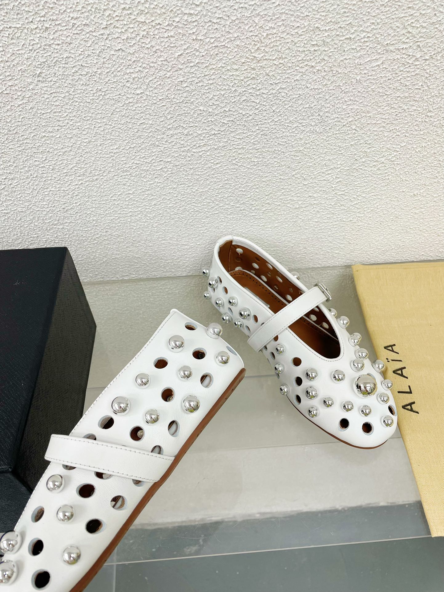 Alaila Ballet Flats In White Lambskin Beaded  897248