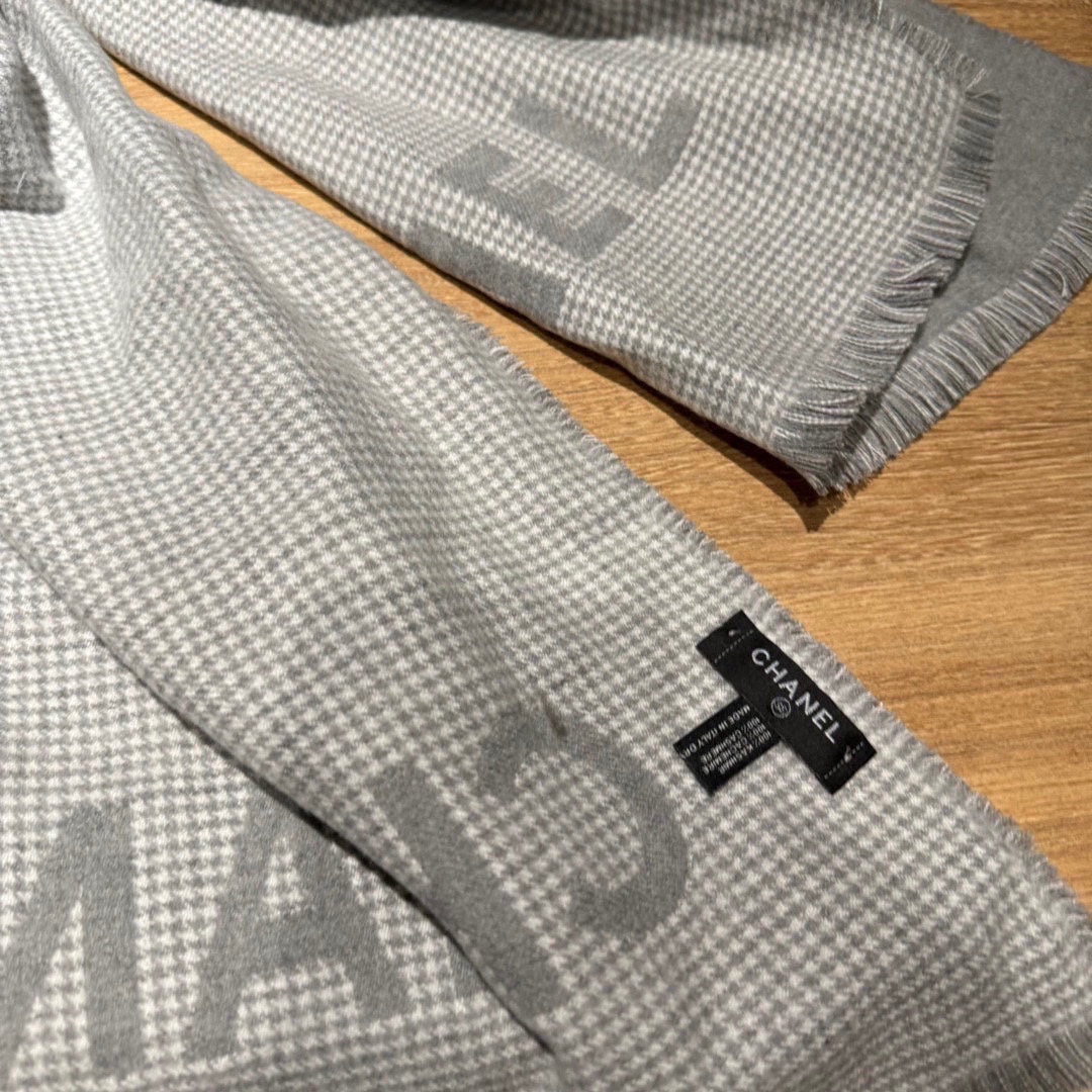 CC Scarf 185 CM In Grey Caro Cashmere 422860
