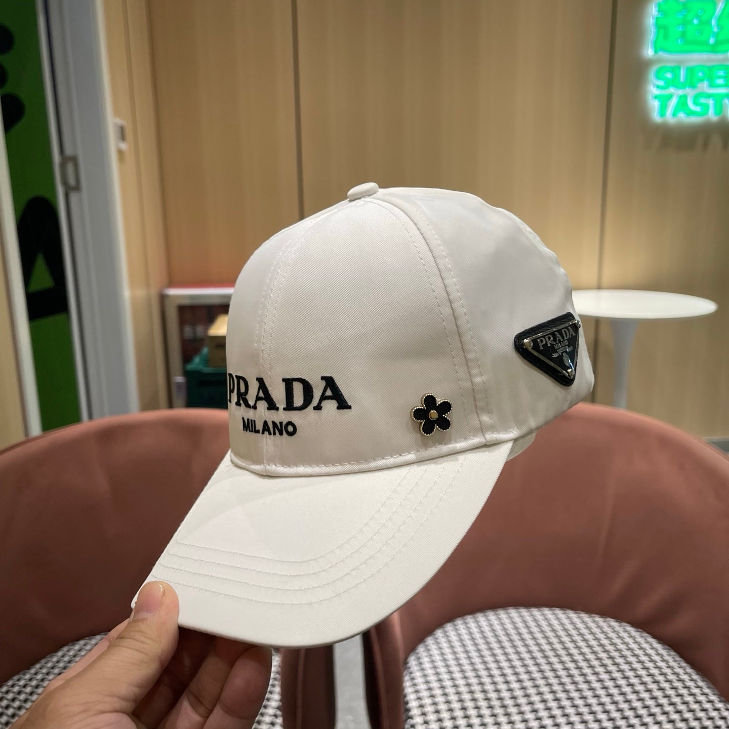Prada Logo Cotton Hat 213504