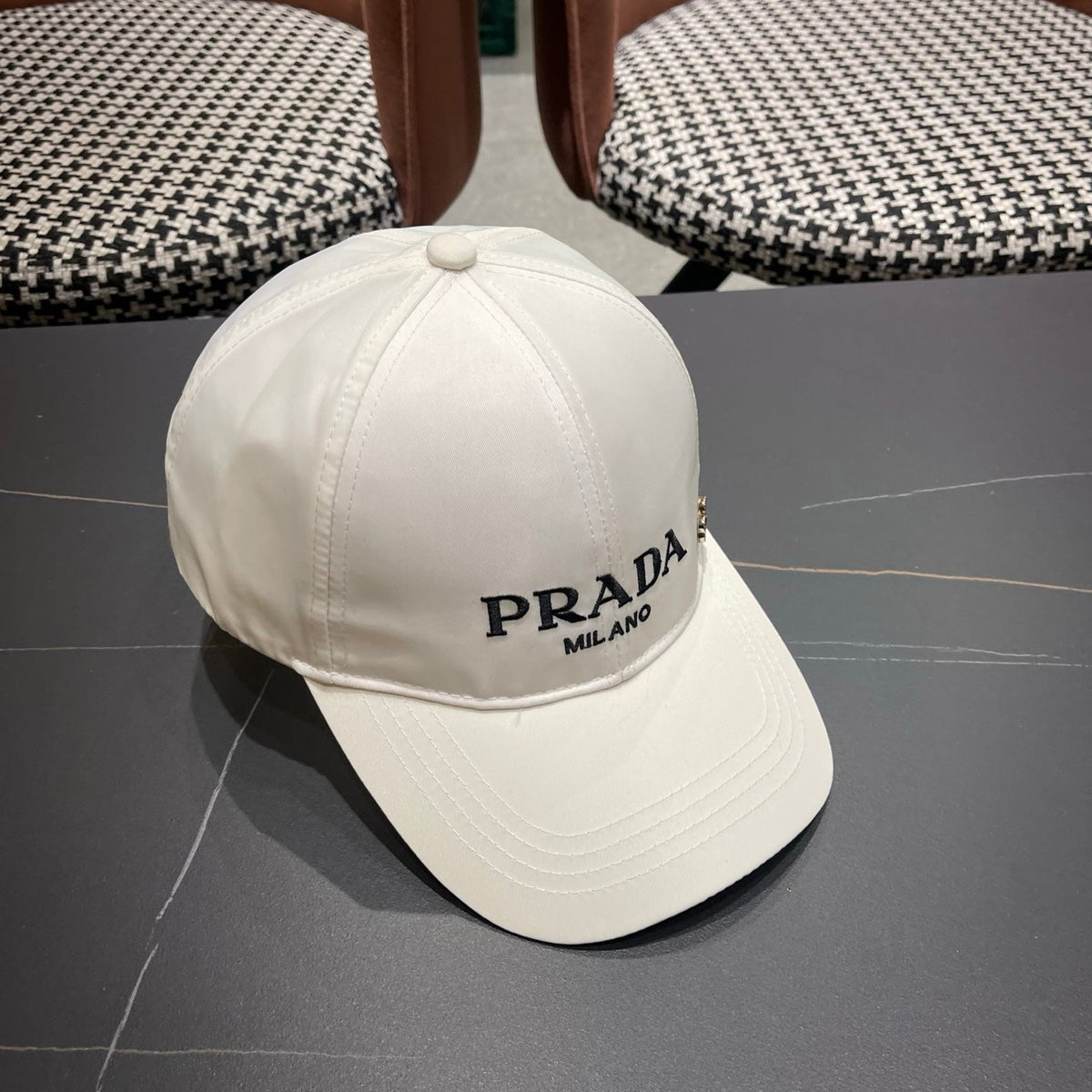 Prada Logo Cotton Hat 213504