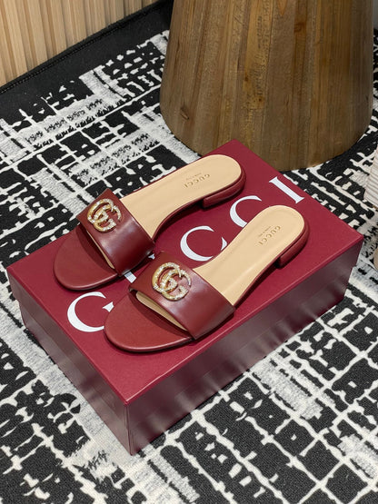 GC 25s flat sandals burgundy metallic leather
