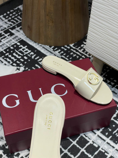 GC 25s flat sandals white patent leather