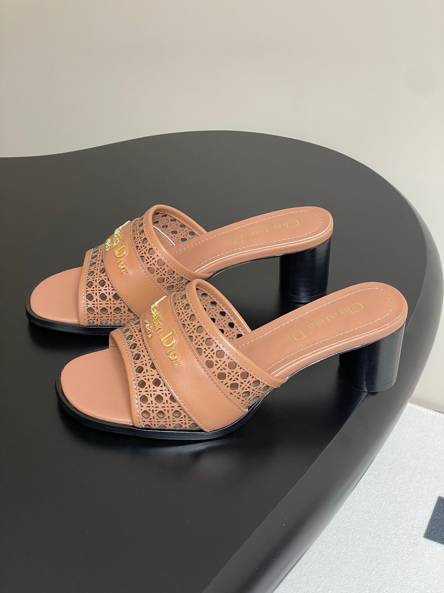 CD 25 D-Lane Heeled Slide Calfskin