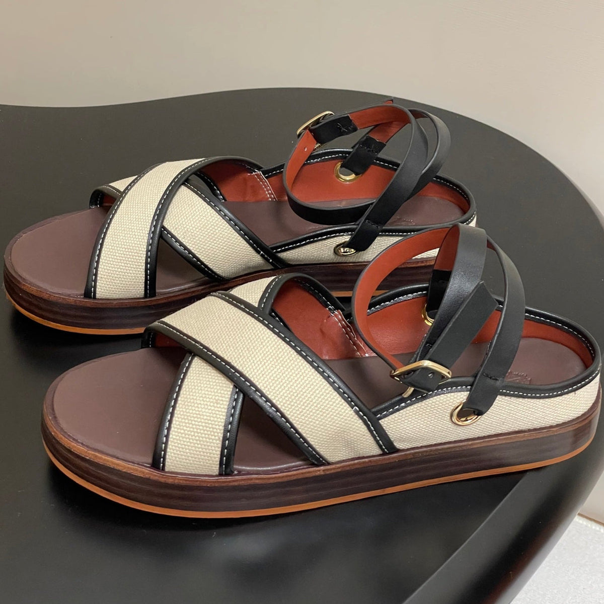 LP  Sandal Beige Brown Cowhide 312168