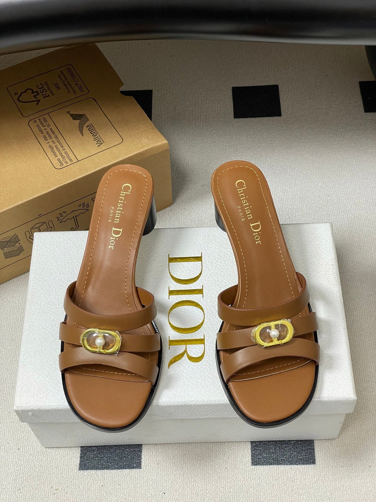 CD 26 Chunky Heel Sandals 50 Tan Leather 593523