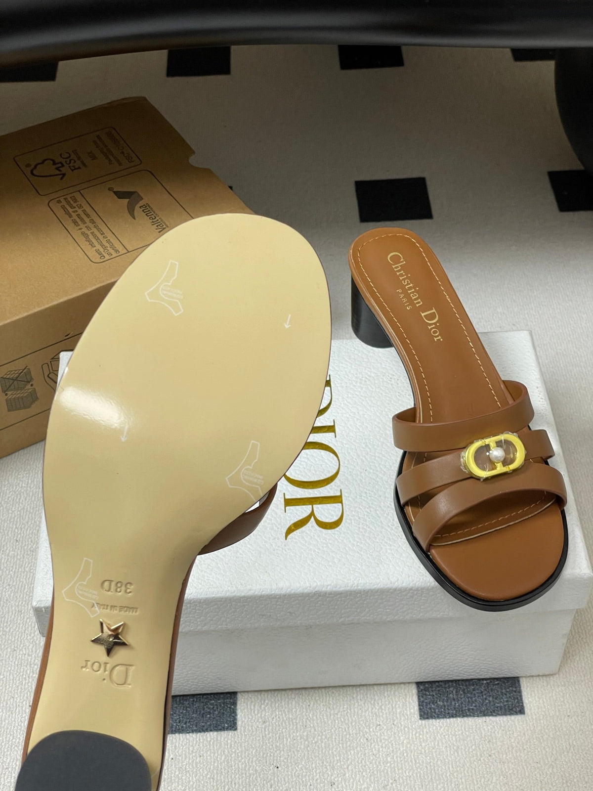 CD 26 Chunky Heel Sandals 50 Tan Leather 593523