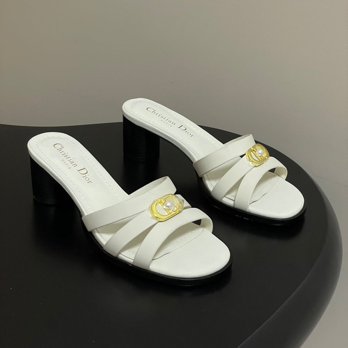 CD 26 Chunky Heel Sandals 50 White Leather 593525