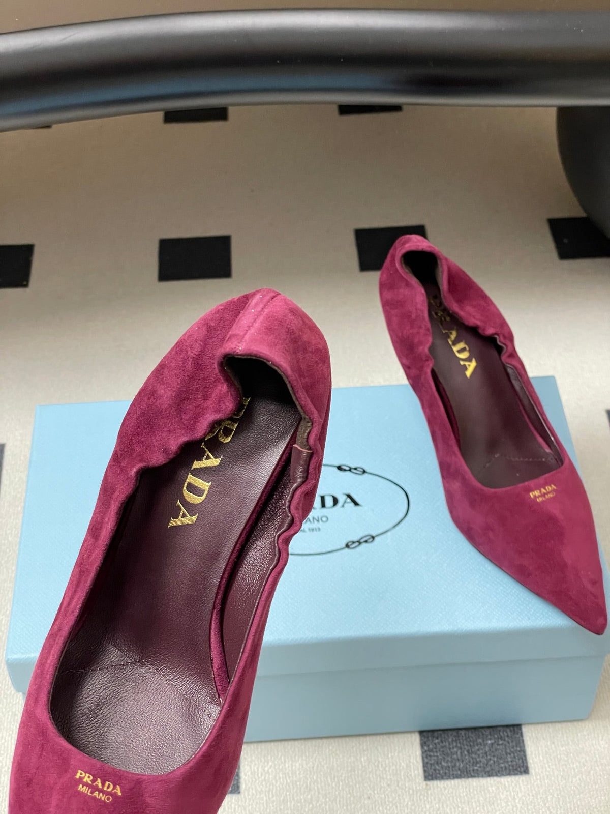 PRA 26SS Pointed Toe Heels Burgundy Suede 593832
