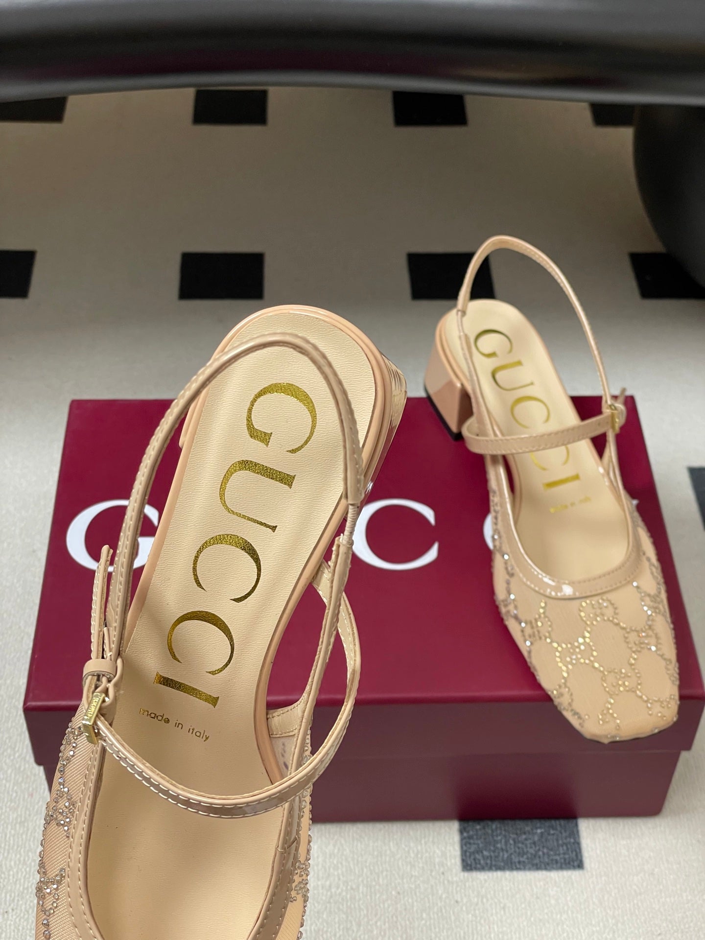 GG 26ss Crystal Rhinestone Mary Jane Beige Mesh Fabric 593510
