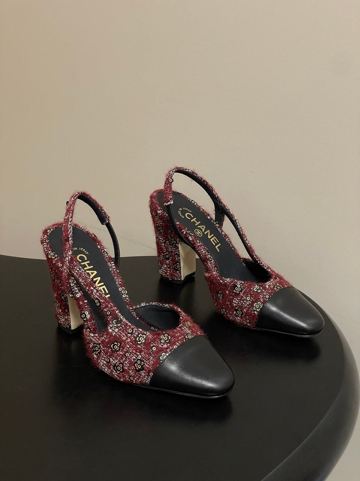 CC 26s Slingback 95 Dark Red Black Tweed Sheepskin 649422