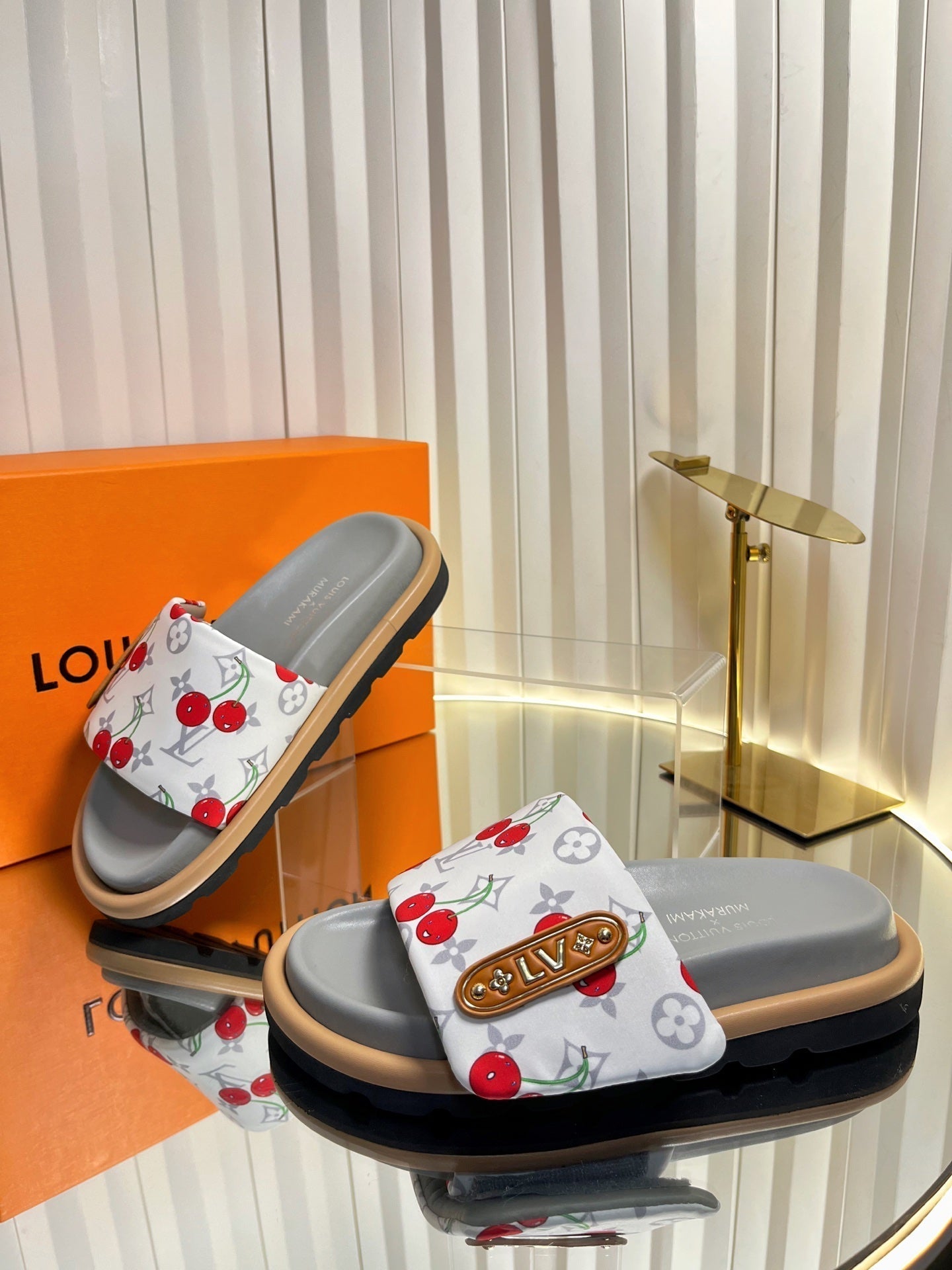 LV 26s Slippers White Gray Red Fabric Sheepskin 616353