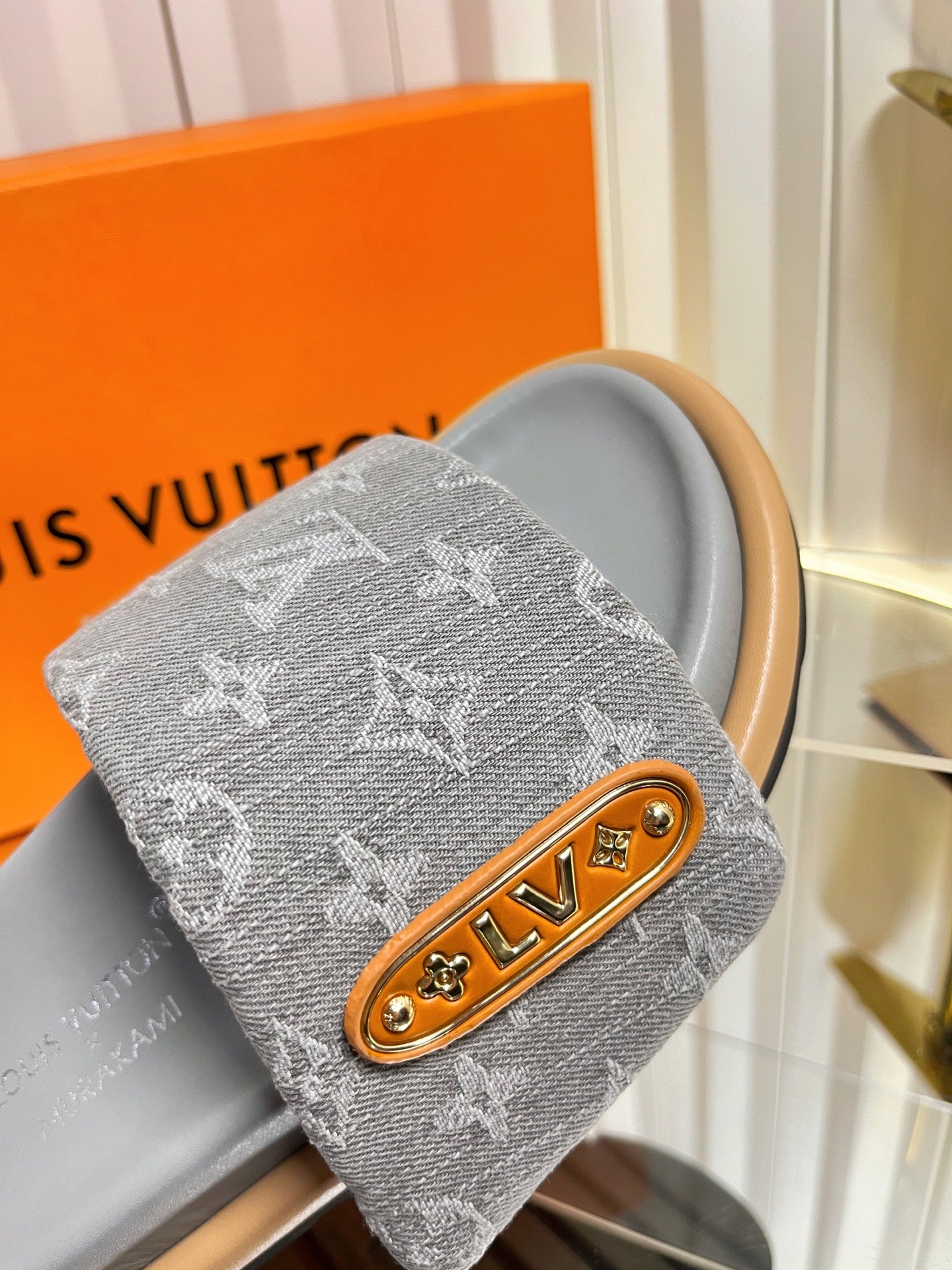 LV 26s Slippers Gray Denim Sheepskin 616356