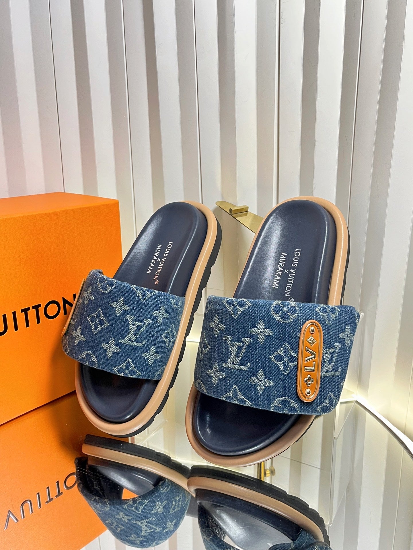 LV 26s Slippers Dark Blue Denim Sheepskin 616358