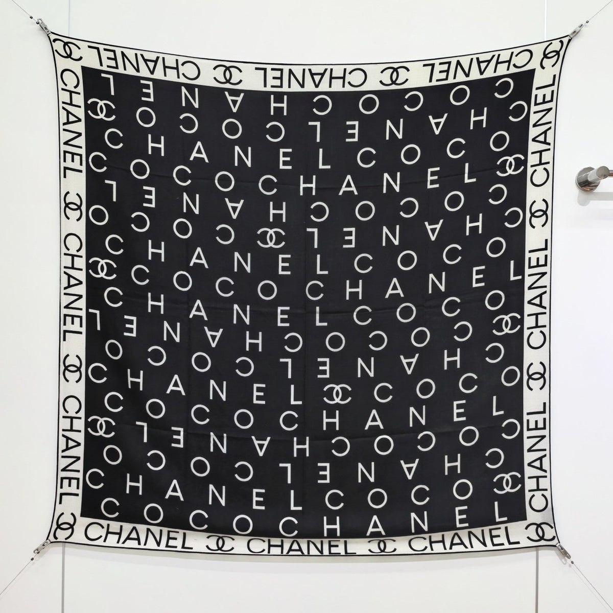CC 25  Scarf 140CM White Black Cashmere 293084