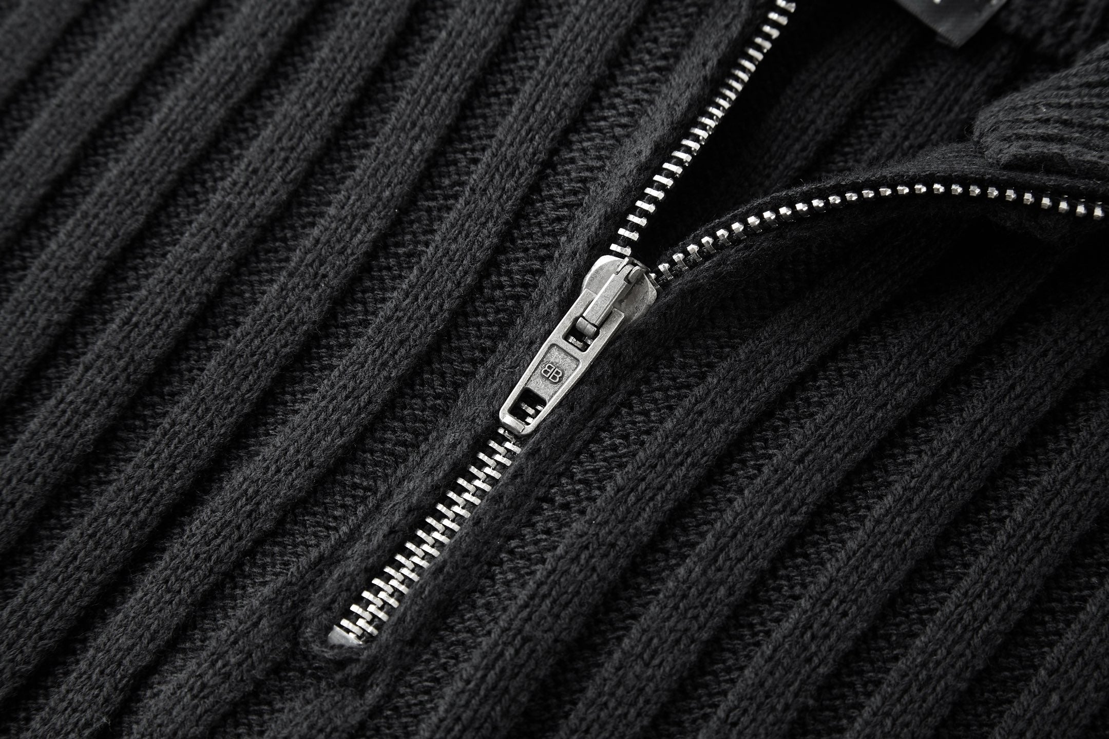 Balenciaga 25 Zipper Sweater Black Wool 0010