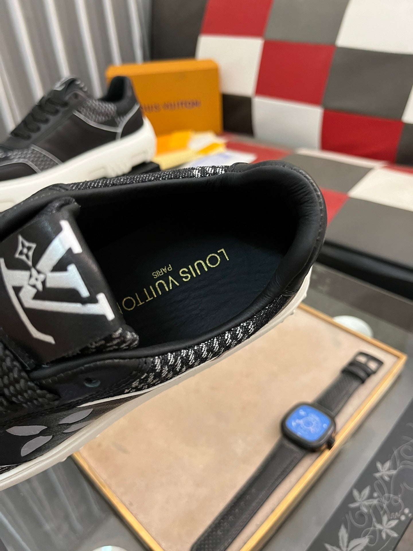 LV SNEAKER IN BLACK MONOGRAM CALFSKIN AND DENIM