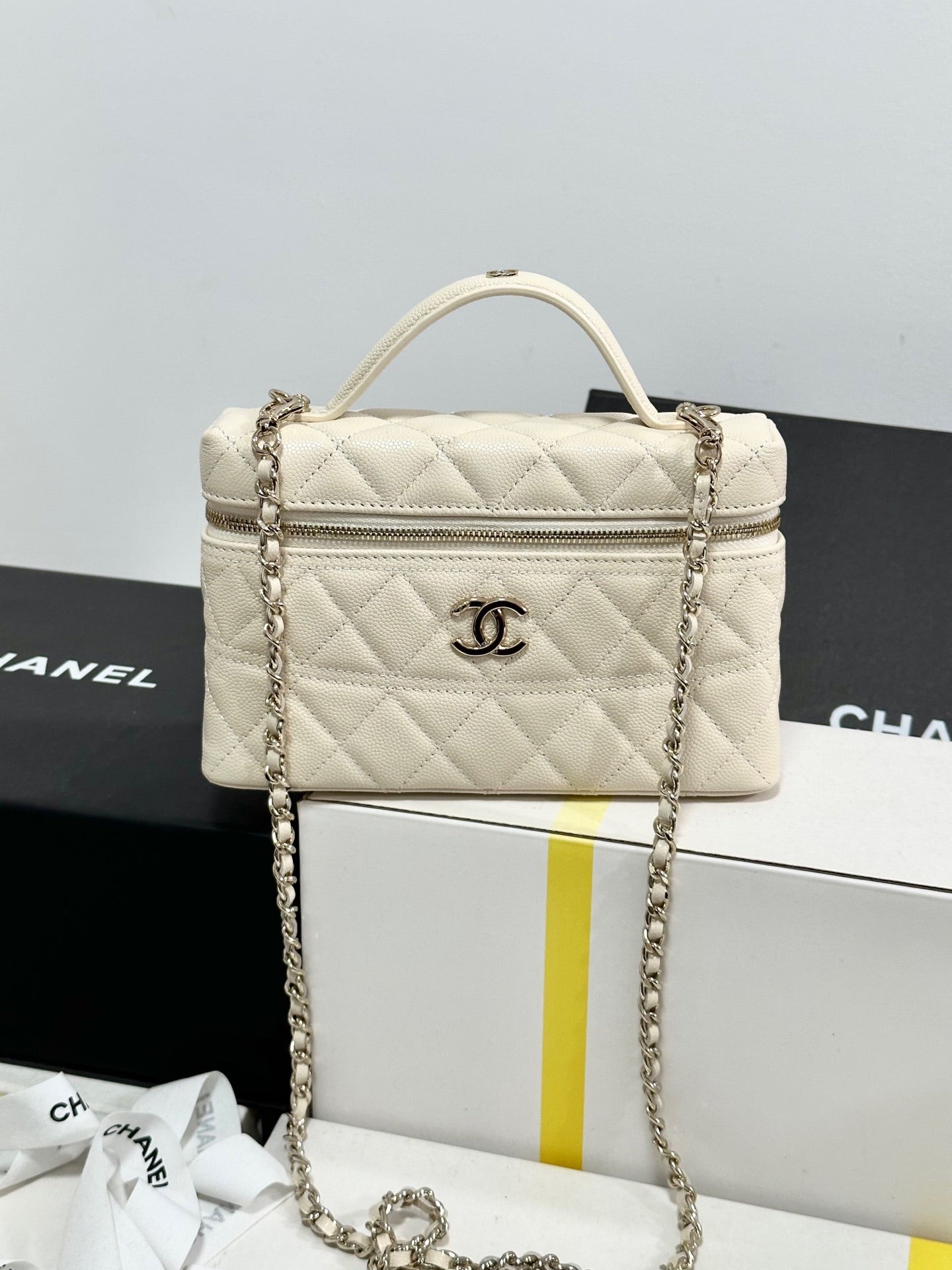 CC 25C Vanity Case Ivory White Calf Leather Light Gold Hardware 243660