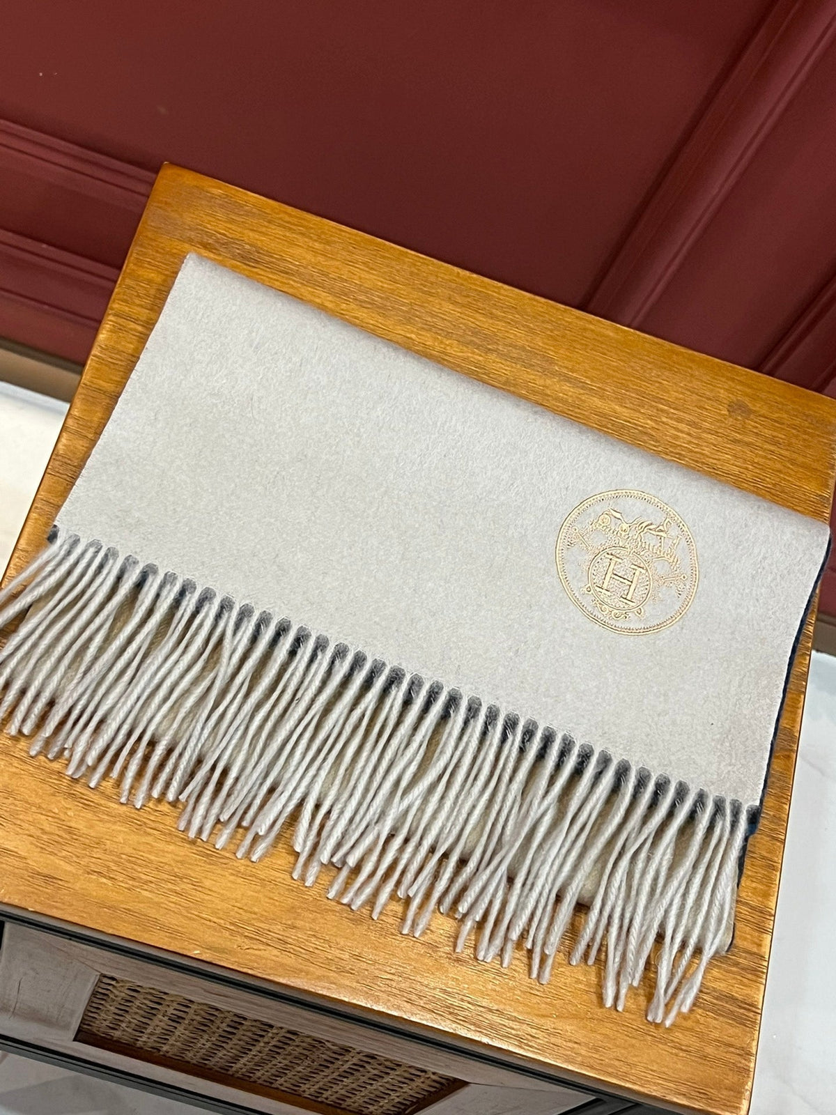 Scarf 190 CM In White Beige Mix Black Blue Cashmere