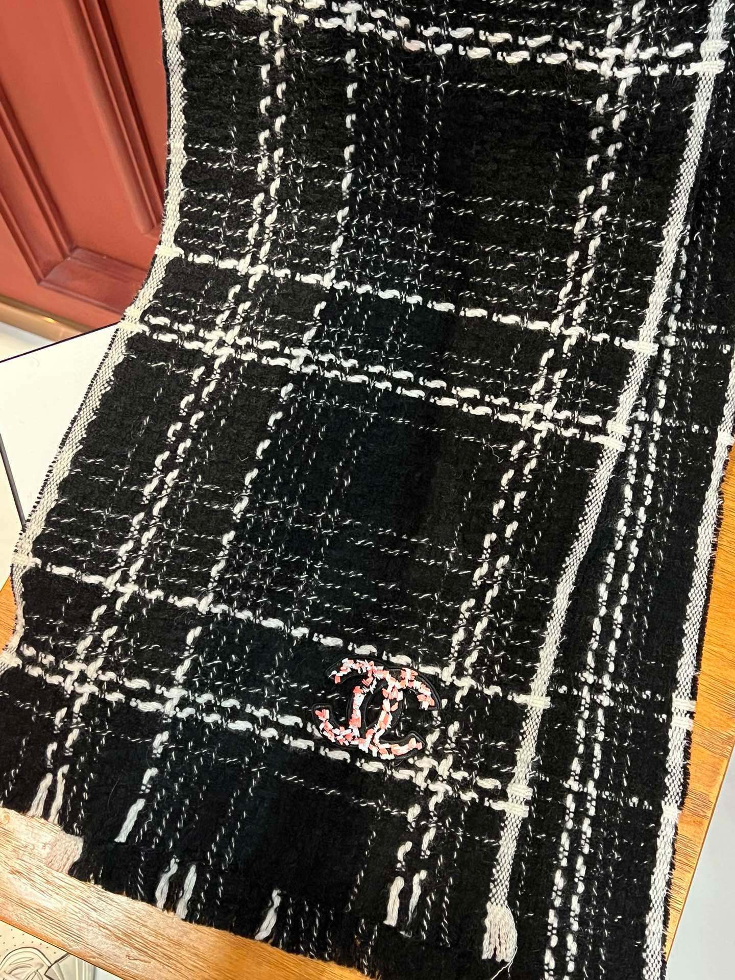 CC Scarf 185 CM Black With White Stripes Cashmere  422921