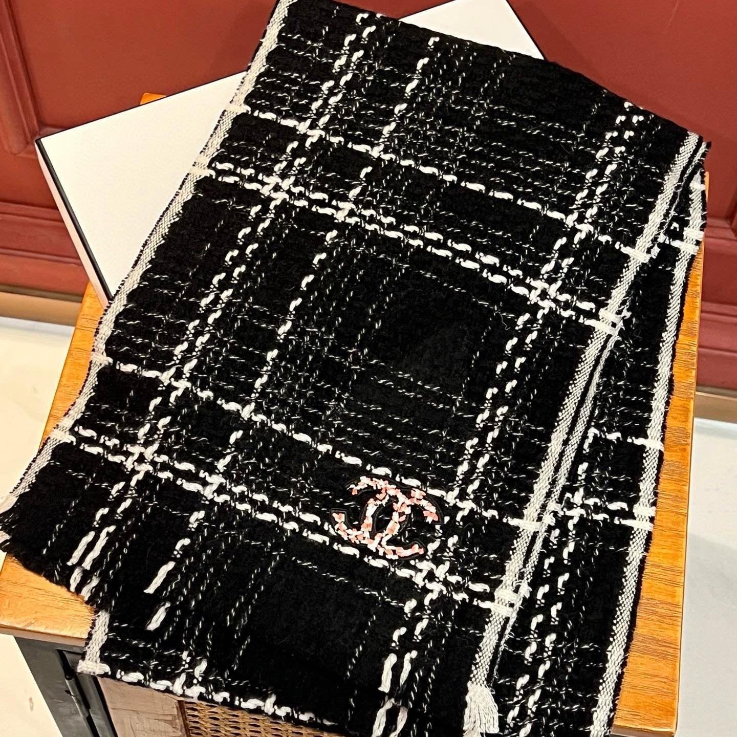 CC Scarf 185 CM Black With White Stripes Cashmere  422921