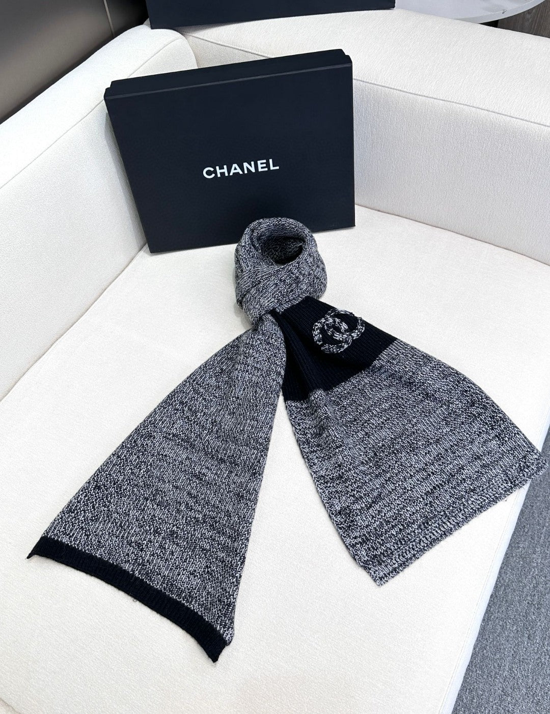 CC Scarf 180 CM In Grey Black Mix Black Cashmere 415136